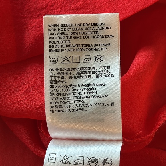 H&M Red Top with Ruffle Short Sleeves - Picture 10 of 10